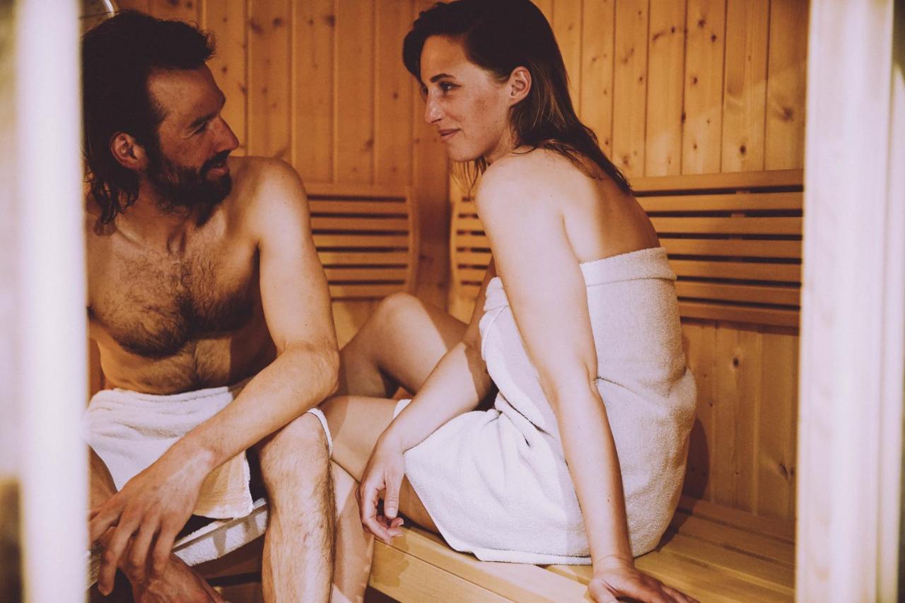 Berghaus Sulzfluh Hotel Saint Antonien Bagian luar foto