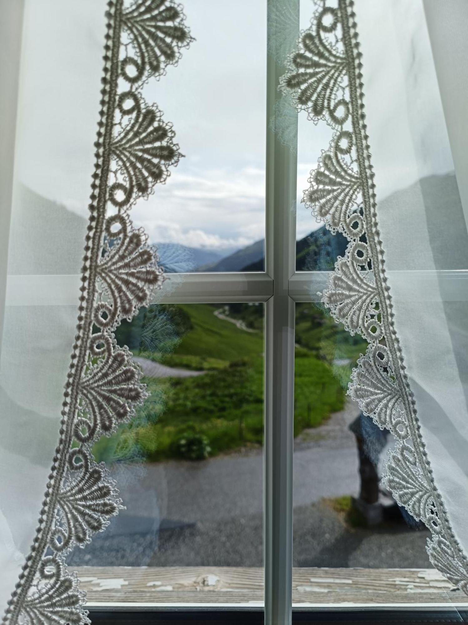 Berghaus Sulzfluh Hotel Saint Antonien Bagian luar foto