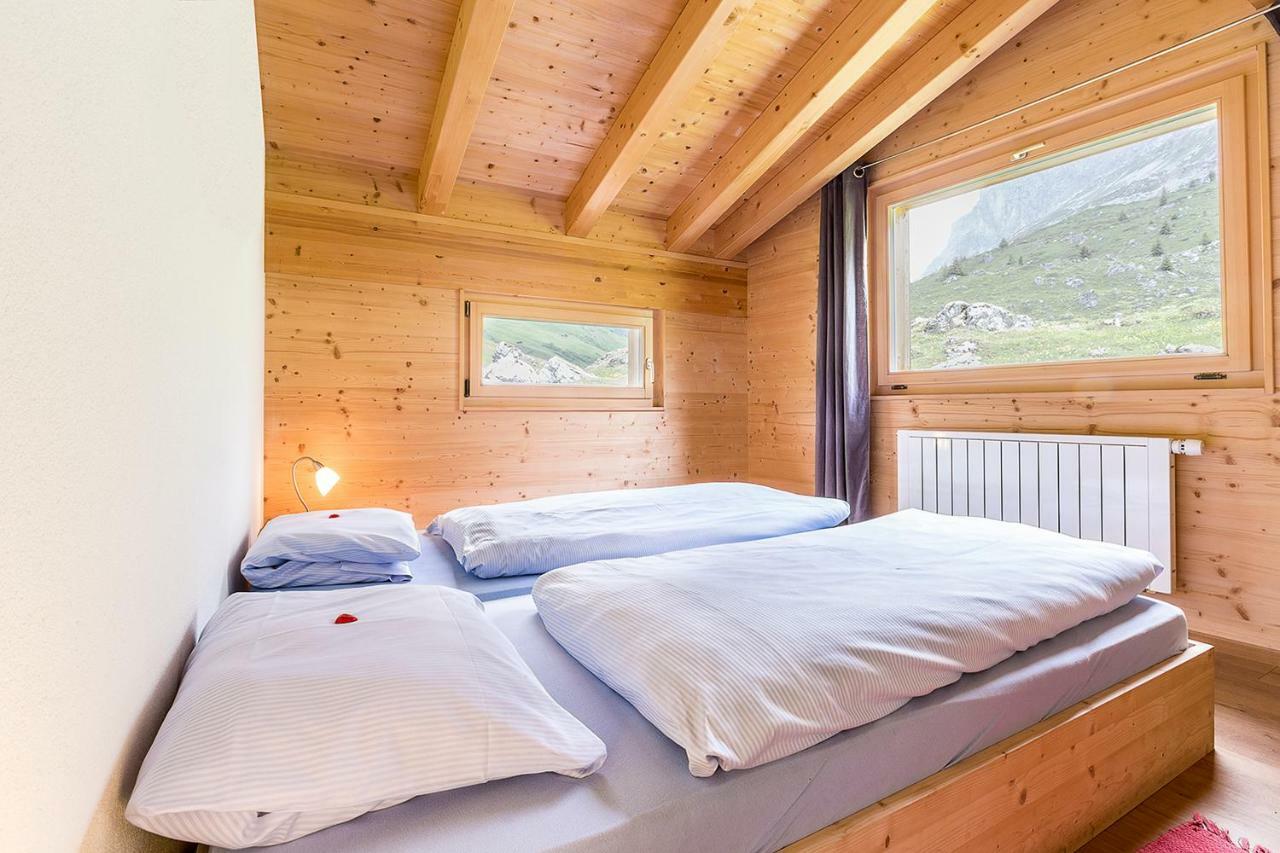 Berghaus Sulzfluh Hotel Saint Antonien Bagian luar foto